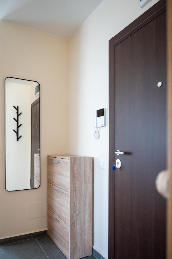 Modern And Spacious In The Centre Sofia